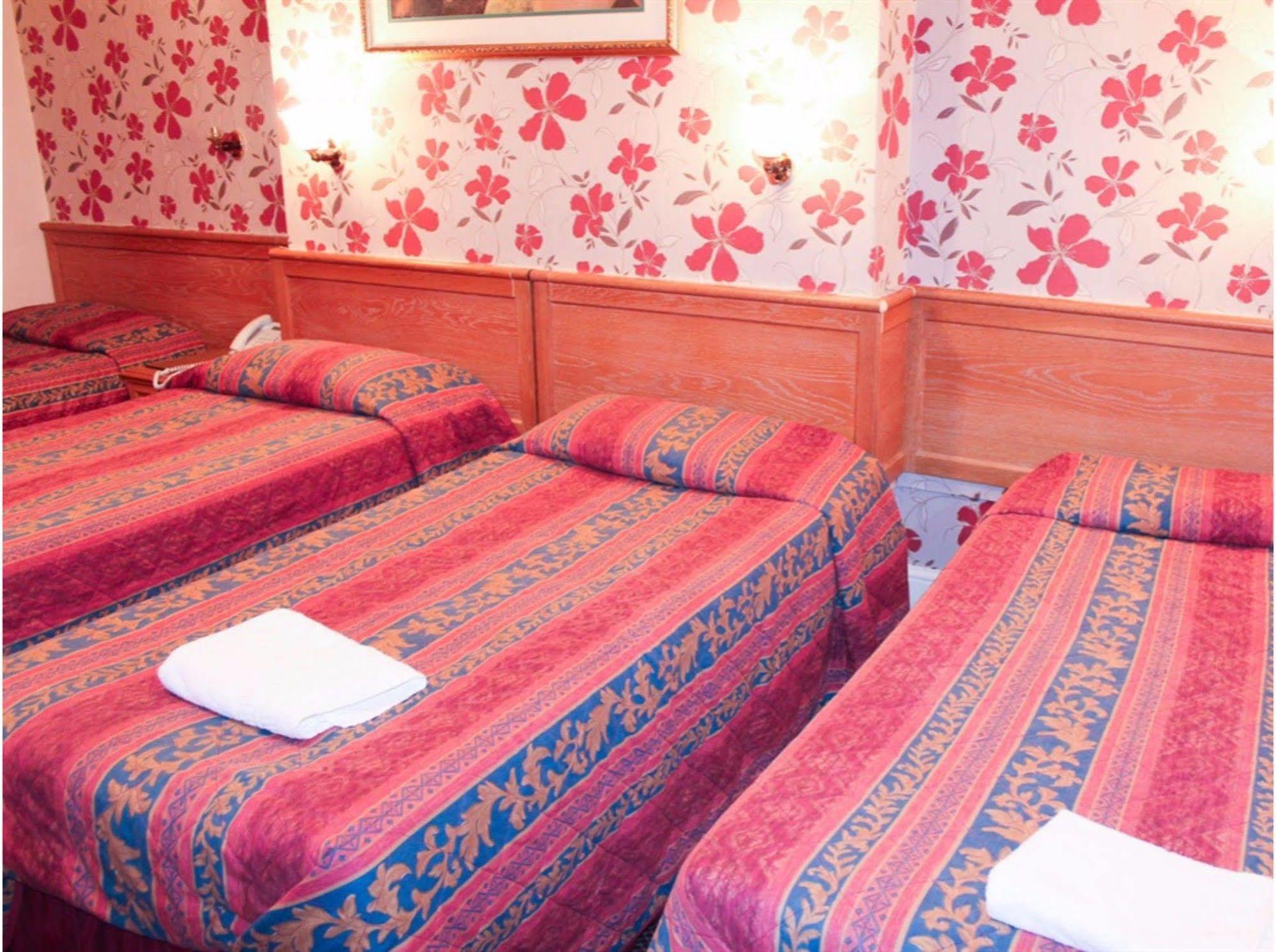 Lampton Guest House Hounslow Exterior foto