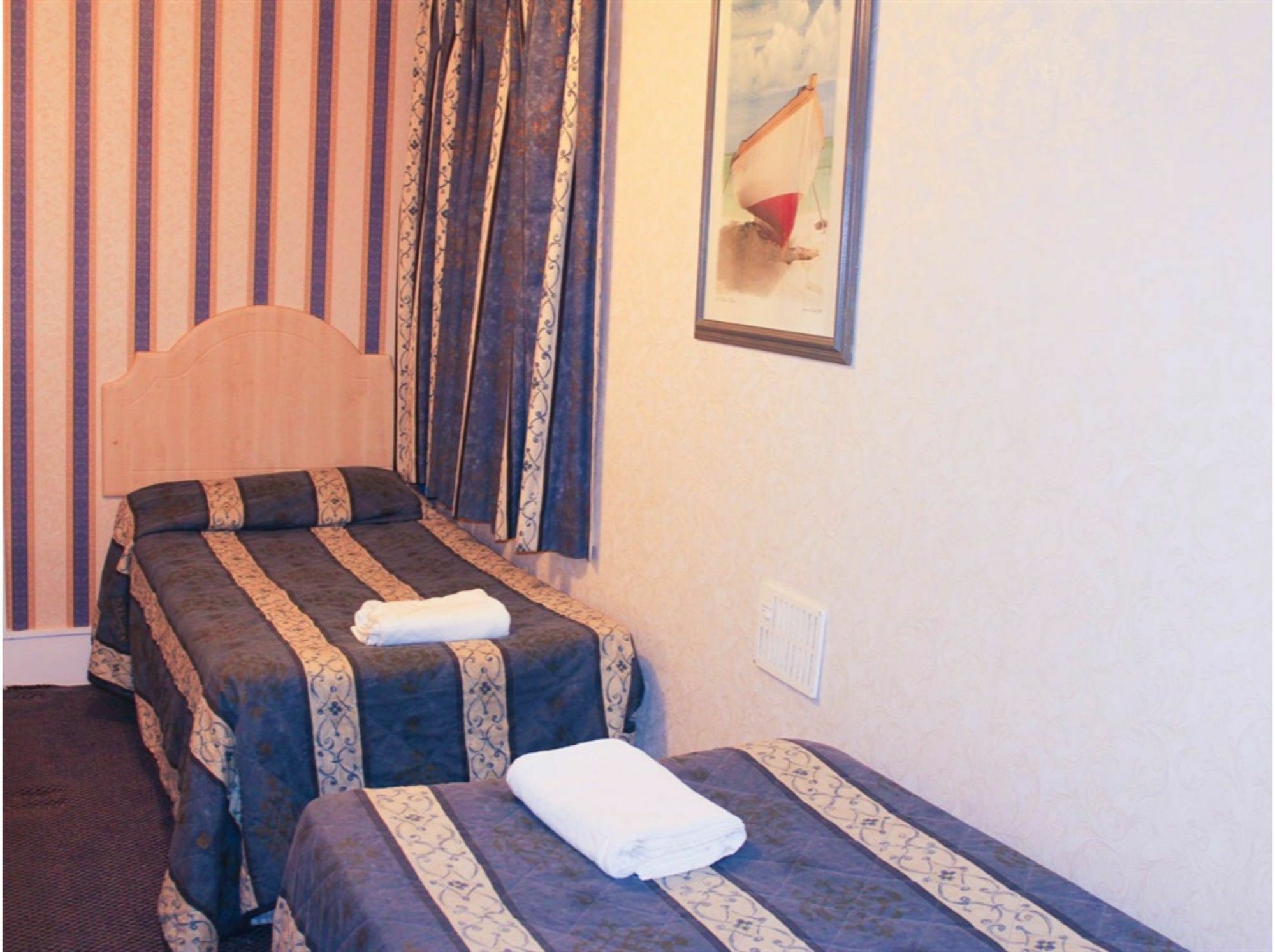 Lampton Guest House Hounslow Exterior foto